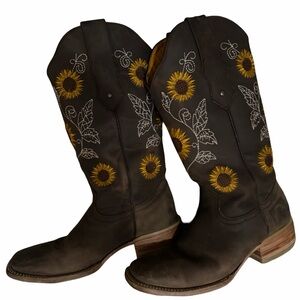 Brown Cowboy Western Boots with Sunflower Embroidery